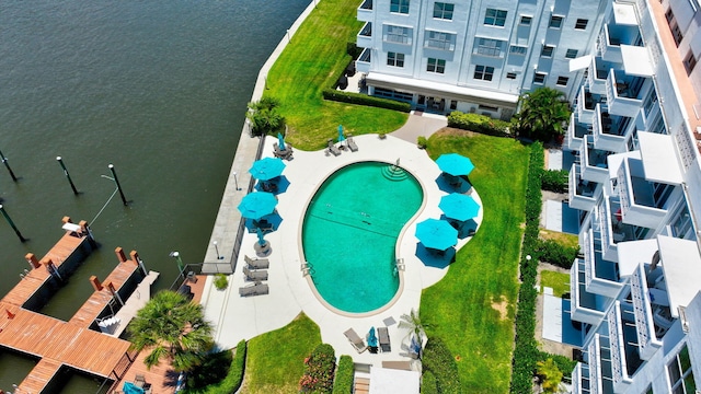 bird's eye view with a water view