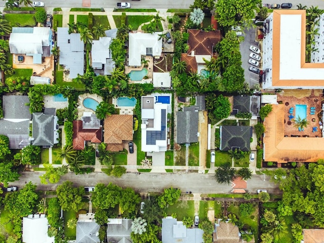 birds eye view of property featuring a residential view