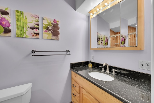 602 SE 6th Ave, Deerfield Beach, FL 33441 - bathroom with vanity, toilet, and walk in shower