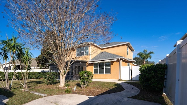 view of front of property