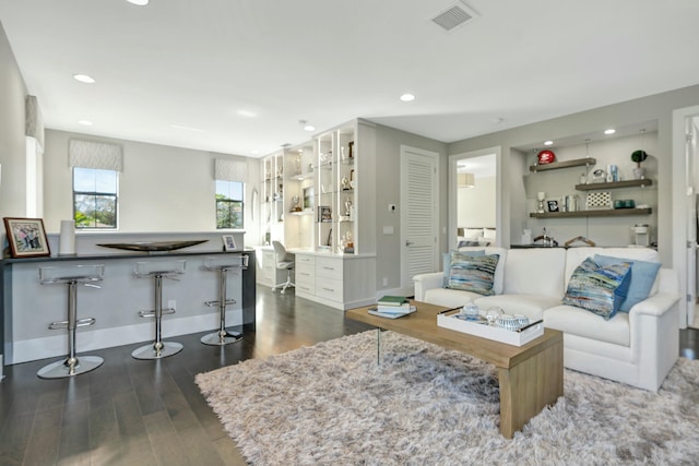 5525 Renoir Pl, Palm Beach Gardens, FL 33418 - living area featuring recessed lighting, wood finished floors, and visible vents