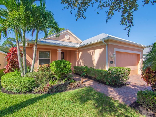 241 11th Sq SW, Vero Beach FL, 32962, 3 bedrooms, 2 baths house for sale