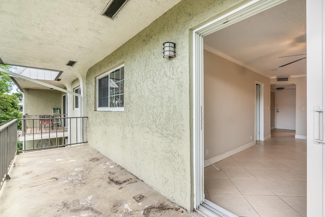 exterior space featuring a balcony