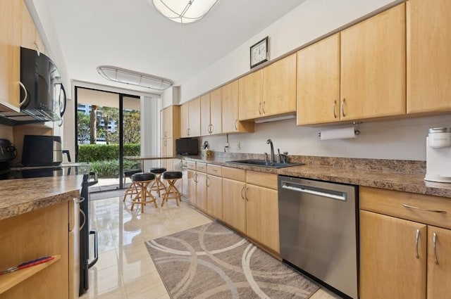 kitchen with sink, dishwasher, expansive windows, black / electric stove, and light brown cabinets