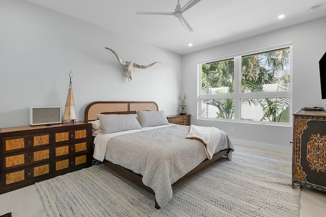 bedroom with ceiling fan