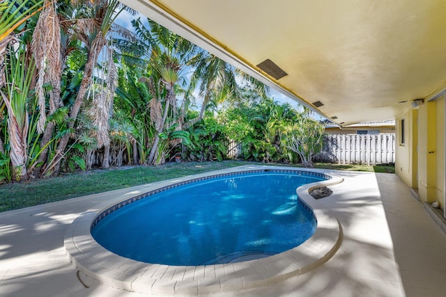 5801 NE 17th Ave, Fort Lauderdale, FL 33334 - view of swimming pool featuring a fenced in pool and fence