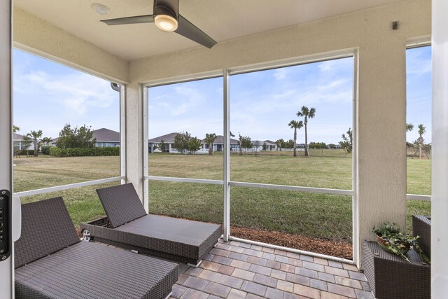 view of front of home featuring a garage and a front yard