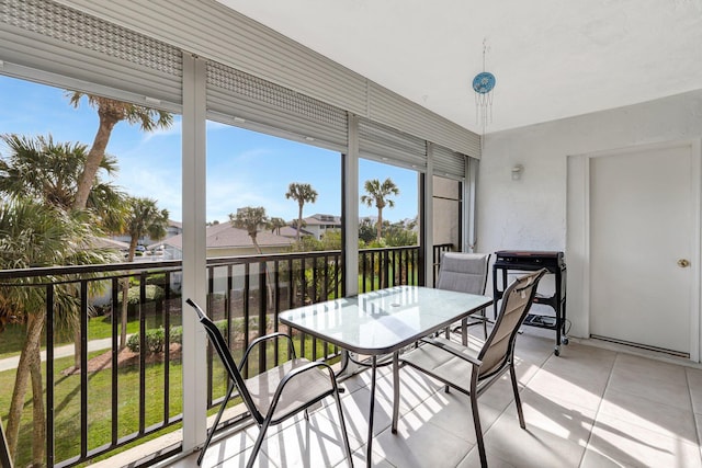 view of sunroom / solarium