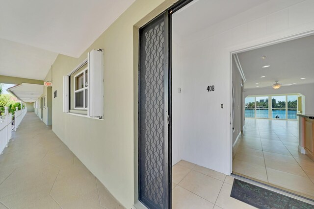 full bathroom featuring visible vents, toilet, vanity, and combined bath / shower with glass door