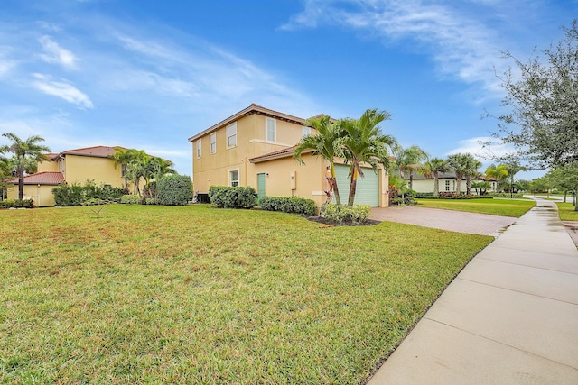 view of front of house featuring a front yard