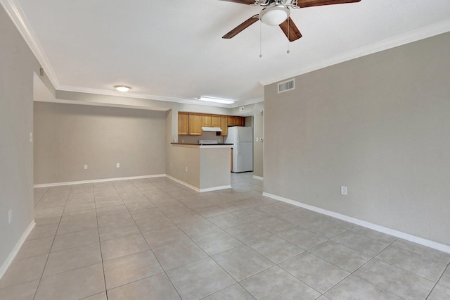 unfurnished living room featuring light tile patterned floors, crown molding, and ceiling fan