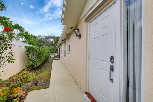 view of entrance to property