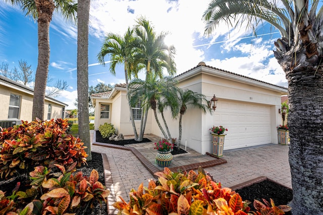 view of front facade with a garage