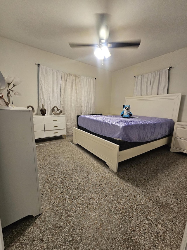 1105 Sunrise Blvd, Fort Pierce, FL 34950 - bedroom with ceiling fan