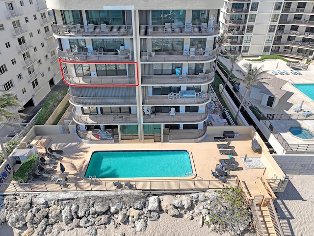 4000 S Ocean Blvd Unit 401, South Palm Beach, FL 33480 - view of community pool