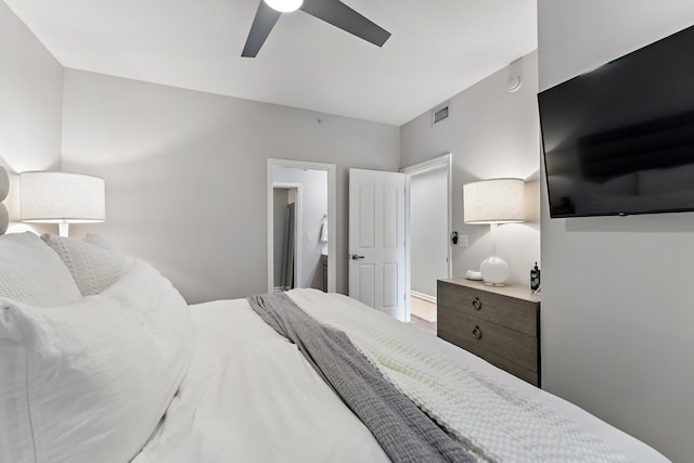 bedroom featuring ceiling fan