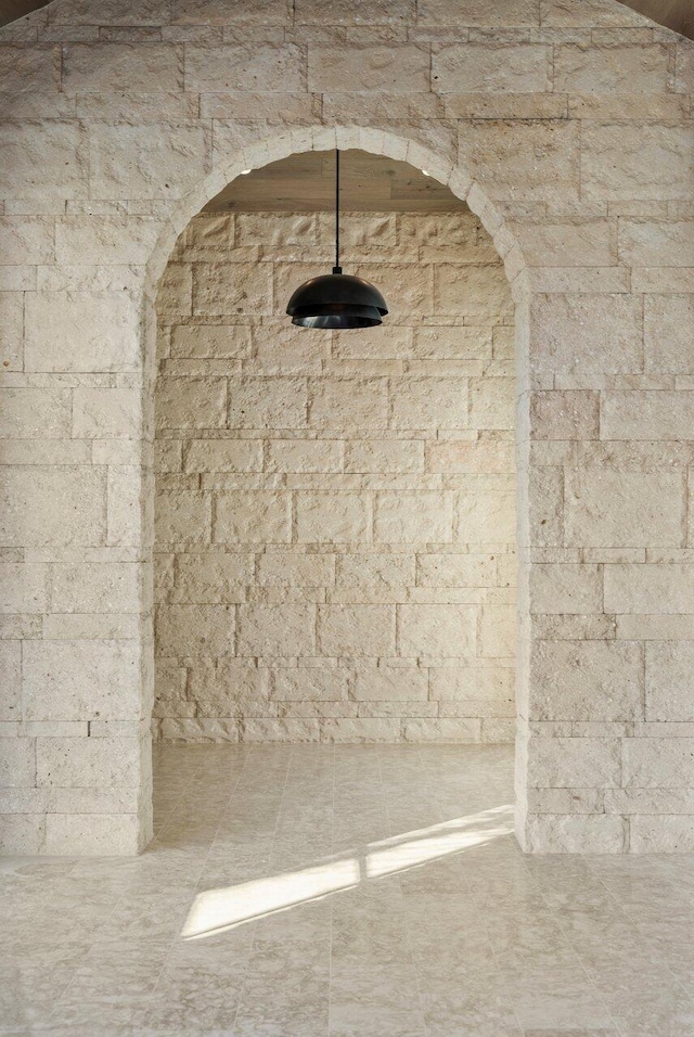 1160 S Ocean Blvd, Manalapan, FL 33462 - detailed view of concrete block wall and arched walkways