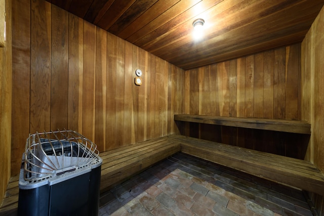 view of sauna / steam room