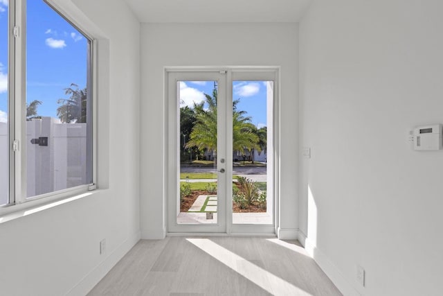 empty room featuring light hardwood / wood-style floors