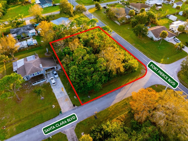 Listing photo 3 for 7609 Santa Clara Blvd, Fort Pierce FL 34951