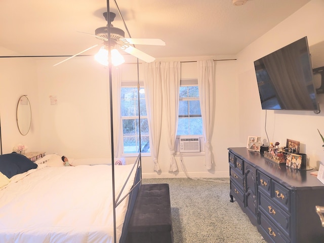 bedroom featuring baseboards and a ceiling fan