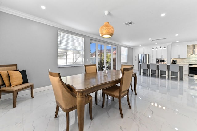 dining room featuring marble finish floor, recessed lighting, visible vents, ornamental molding, and baseboards