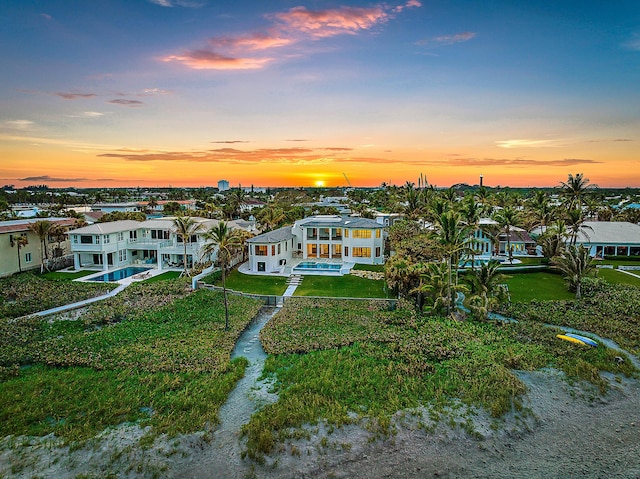 view of aerial view at dusk