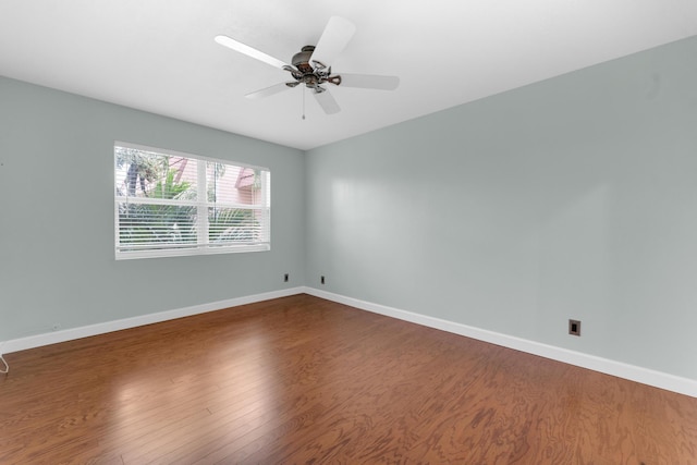 unfurnished room featuring wood-type flooring and ceiling fan