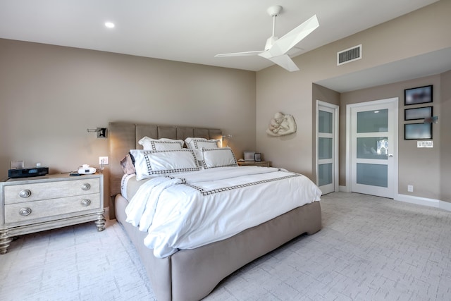 bedroom featuring ceiling fan