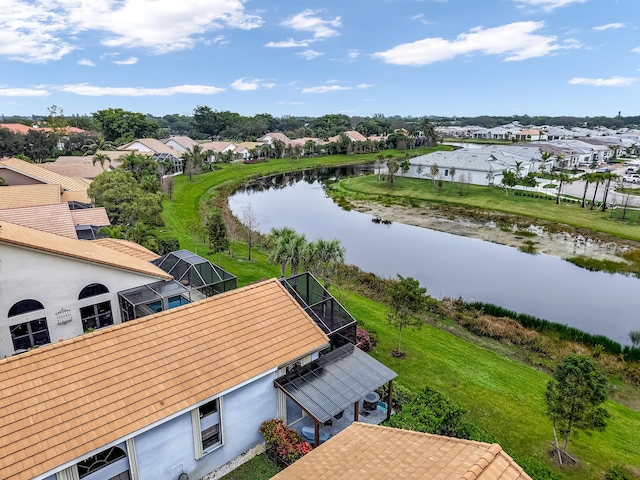 bird's eye view with a water view