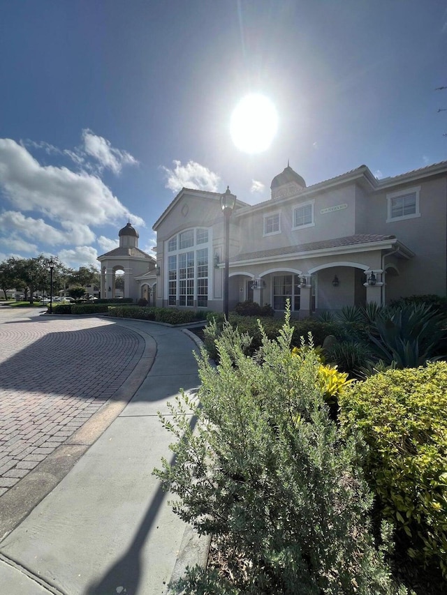 view of front of home