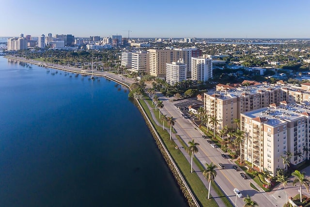 bird's eye view featuring a water view