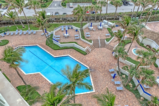 view of swimming pool