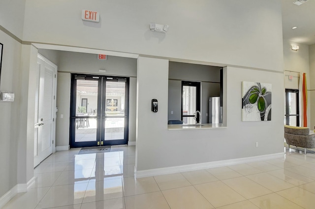 building lobby featuring sink