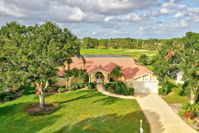 view of front of house with a front lawn