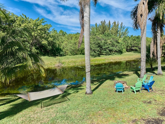 view of yard with a water view