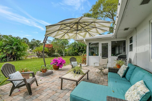 view of patio with outdoor lounge area