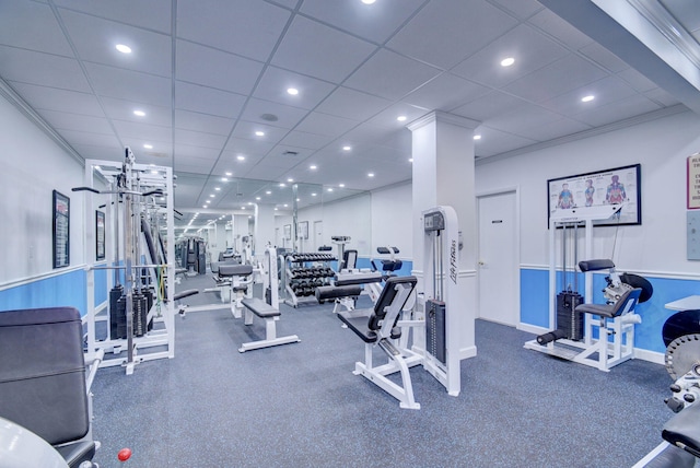 workout area with a drop ceiling