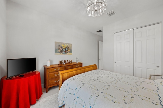 bedroom with a closet