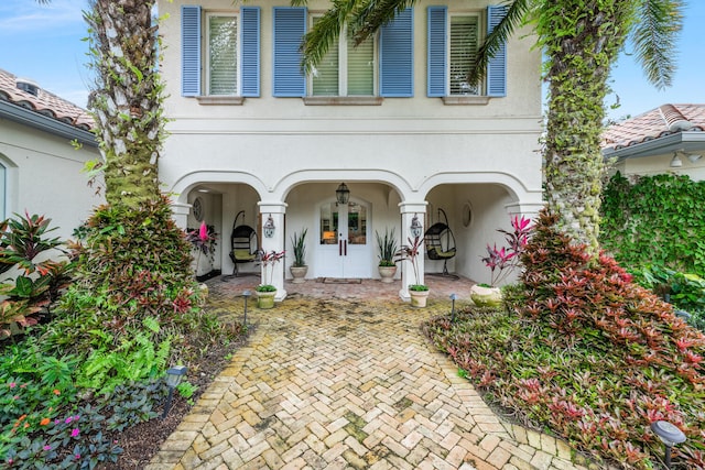 view of front of property with a porch