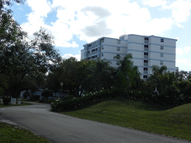 view of building exterior