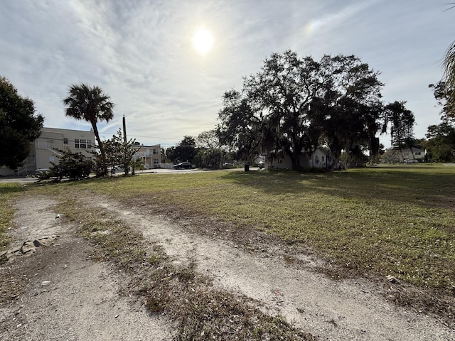 Listing photo 3 for 110 N 12th Street N, St, Fort Pierce FL 34950