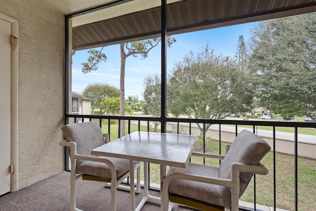 view of sunroom / solarium