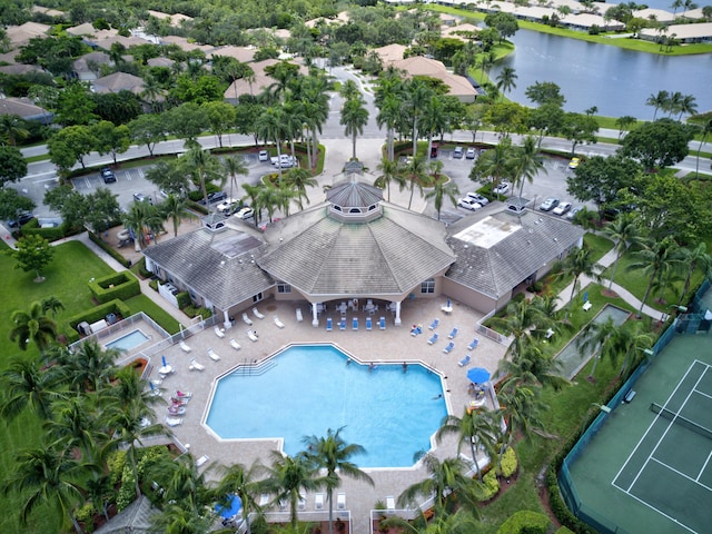 bird's eye view with a water view