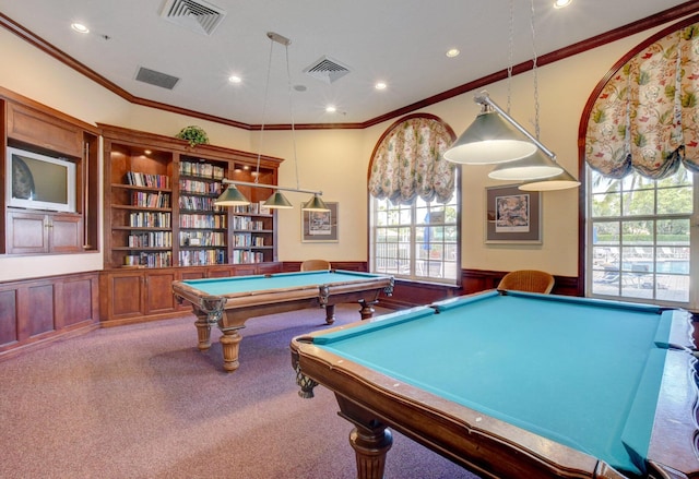 rec room featuring crown molding, pool table, and carpet flooring