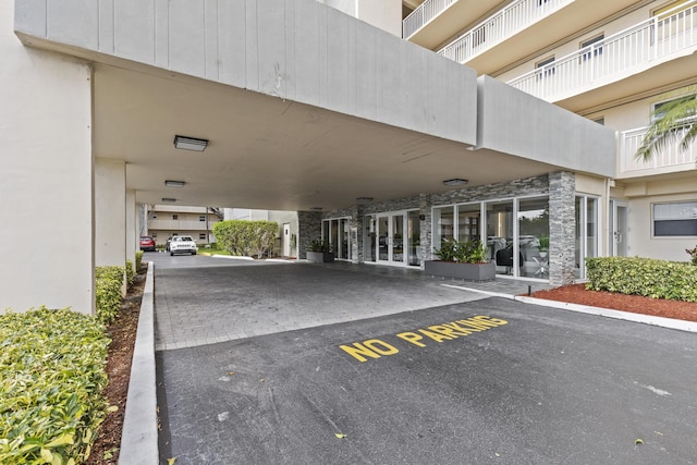 801 S Federal Hwy Unit 618, Pompano Beach, FL 33062 - view of car parking