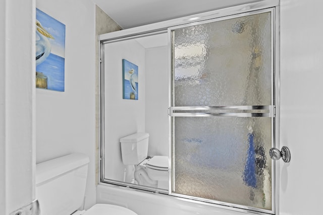 801 S Federal Hwy Unit 618, Pompano Beach, FL 33062 - bathroom featuring toilet and a shower with door
