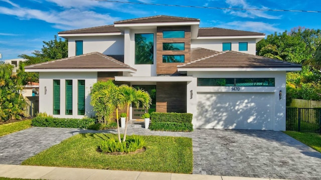 view of front of house with a garage