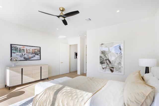 bedroom featuring recessed lighting, a ceiling fan, baseboards, visible vents, and light wood-style floors