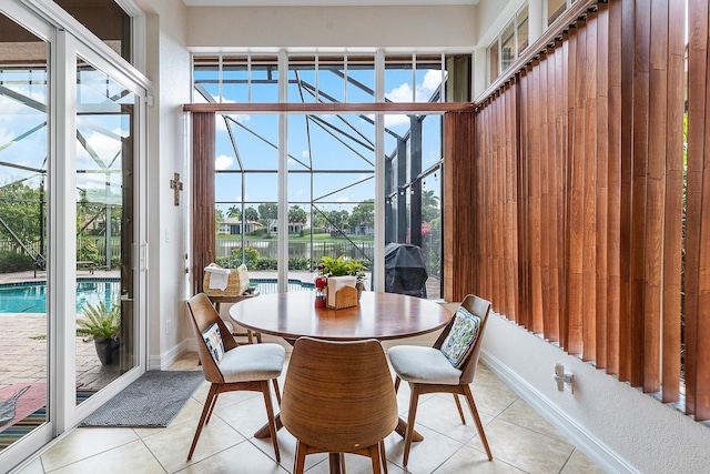 view of sunroom / solarium